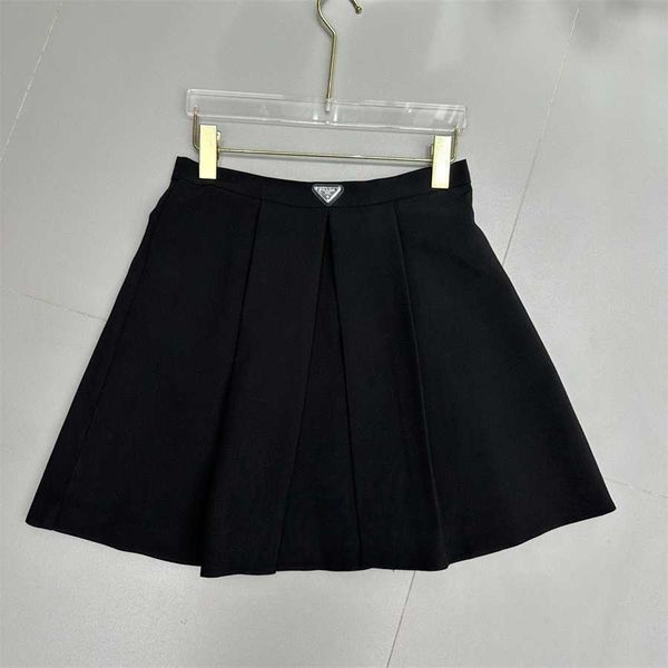 36% off family spring/summer new product fashion classic triangle acetic acid splice waist versatile a-line halfskirt, Black
36% off family spring/summer new product fashion classic triangle acetic acid splice waist versatile a-line halfskirt, Black