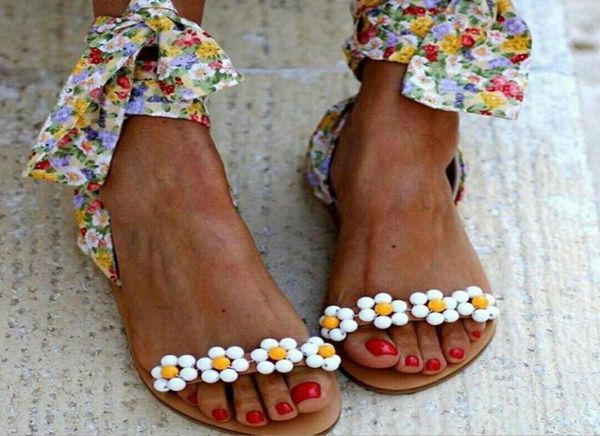 2020 8 color fashion bow flat sandals handbeaded summer women sandals flat casual comfortable beach shoes flower ankle strap big 6608098, Black
2020 8 color fashion bow flat sandals handbeaded summer women sandals flat casual comfortable beach shoes flower ankle strap big 6608098, Black