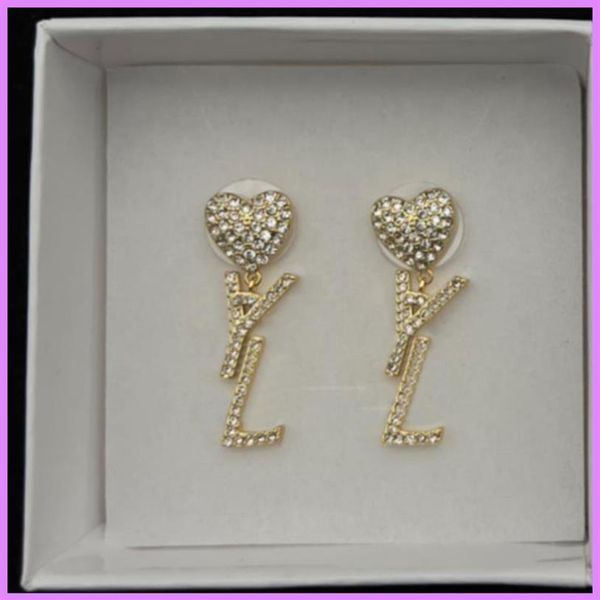 new women diamonds earrings designer womens letters gold earring heart designers jewelry mens for gifts party wedding252r, Golden;silver
new women diamonds earrings designer womens letters gold earring heart designers jewelry mens for gifts party wedding252r, Golden;silver