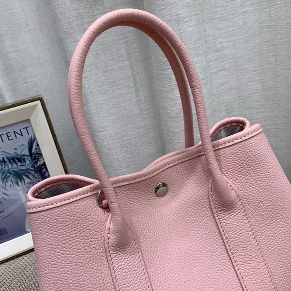 designer herbag garden party evening 2023 new cow hand women's h soft leather garden messenger bag jbr3
designer herbag garden party evening 2023 new cow hand women's h soft leather garden messenger bag jbr3