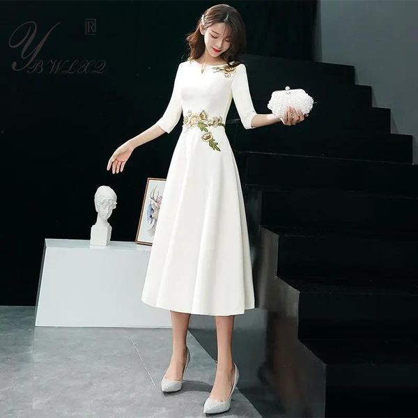 dresses women fashion spring summer slim waist long dress oneck half sleeve embroidered vintage elegant dress lady highend party dress, Black;gray
dresses women fashion spring summer slim waist long dress oneck half sleeve embroidered vintage elegant dress lady highend party dress, Black;gray