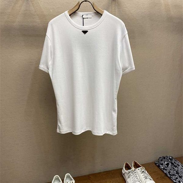 26% off iron family round neck end fashion short sleeve t-shirt men's wear, White;black
26% off iron family round neck end fashion short sleeve t-shirt men's wear, White;black