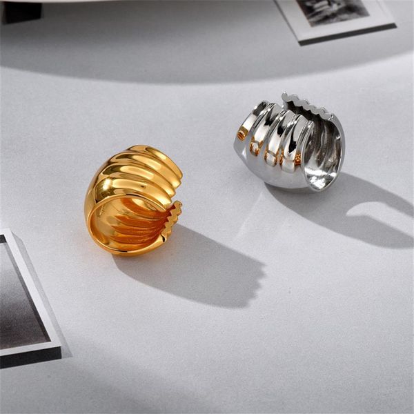 ins simple metal screw back pleated eggshell spherical ear clip female personality punk street hip hop cool style jewelry accessor282c, Silver
ins simple metal screw back pleated eggshell spherical ear clip female personality punk street hip hop cool style jewelry accessor282c, Silver
