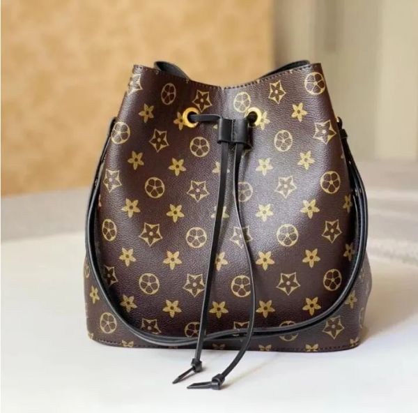women 2021 totes designers bags luxurys handbags bucket bag clutch shoulder string drawstring fashion leather crossbody 12233
women 2021 totes designers bags luxurys handbags bucket bag clutch shoulder string drawstring fashion leather crossbody 12233