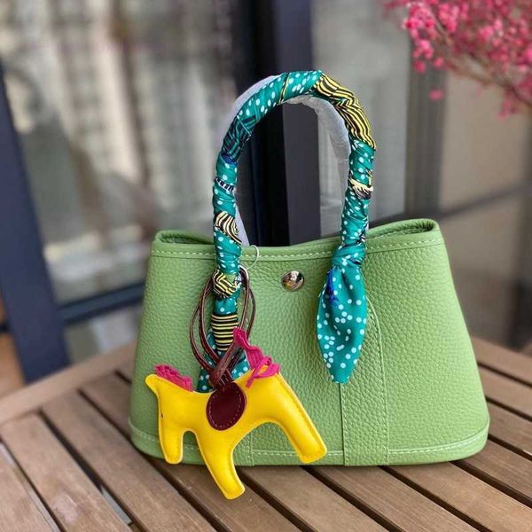 designer herbag garden party evening 2023 spring new women's 20cm 25cm layer cow leather small garden portable messenger bag f2e8
designer herbag garden party evening 2023 spring new women's 20cm 25cm layer cow leather small garden portable messenger bag f2e8