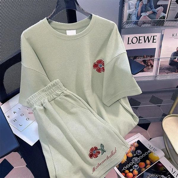 dress shorts sports suit female plus size 2022 summer new fashion printing casual tshirt high waist wide leg shorts twopiece set, White
dress shorts sports suit female plus size 2022 summer new fashion printing casual tshirt high waist wide leg shorts twopiece set, White
