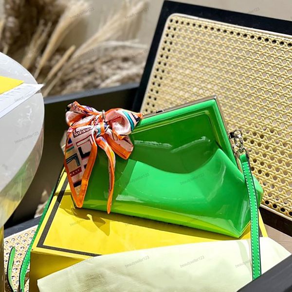 Luxury clutch First triangle Shoulder Bag leather classic handbags fashion with shoulder strap Designer Women's men handbag tote crossbody handle, Green
Luxury clutch First triangle Shoulder Bag leather classic handbags fashion with shoulder strap Designer Women's men handbag tote crossbody handle, Green
