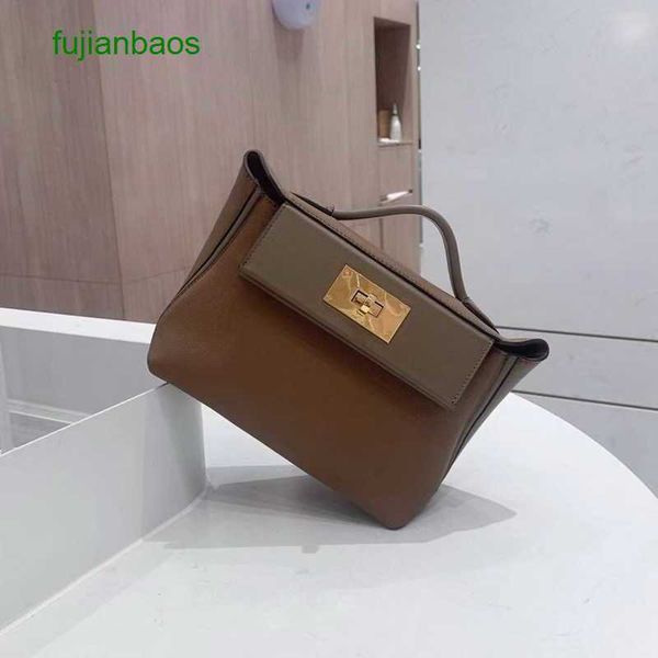 hemres 2023 spring new swift leather women's layer cowhide bag 2424 handbag versatile messenger v1ja, Black
hemres 2023 spring new swift leather women's layer cowhide bag 2424 handbag versatile messenger v1ja, Black