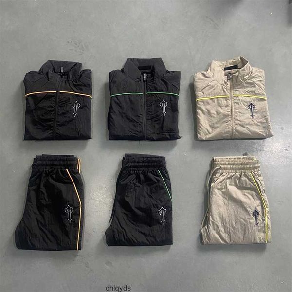 set high street men tracksuit fashion quality embroidery sweatshirts jogging suit trapstar jacket zipper arched patchwork shellwt81, Gray
set high street men tracksuit fashion quality embroidery sweatshirts jogging suit trapstar jacket zipper arched patchwork shellwt81, Gray