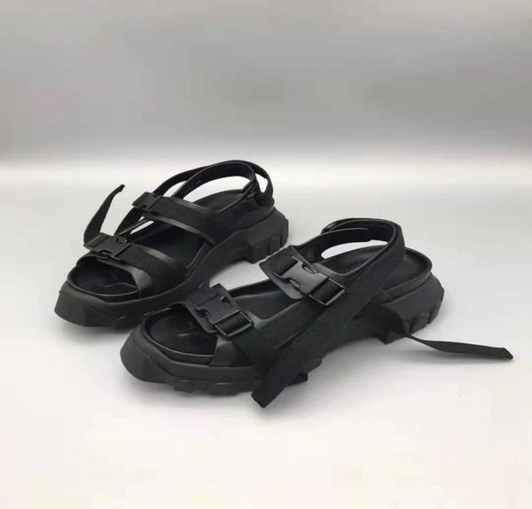 18ss new list summer fashio sandals sheepskin imported genuine leather upper end of the package tpu outsole personali8144614, Black
18ss new list summer fashio sandals sheepskin imported genuine leather upper end of the package tpu outsole personali8144614, Black