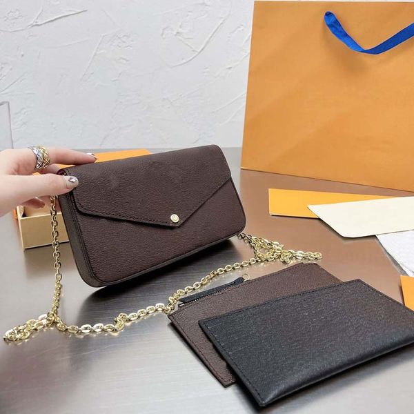 Designer Zipper Wallet Luxury Mens and Womens Leather Bag High Quality Classic Letter Coin Wallet Original Box Checked Card Holder wallet clip bag, #4
Designer Zipper Wallet Luxury Mens and Womens Leather Bag High Quality Classic Letter Coin Wallet Original Box Checked Card Holder wallet clip bag, #4