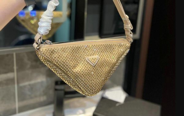 diamond women shoulder bag crystal handbags summer fashion brands underarm purses luxury totes nylon quality classic shiny handbag
diamond women shoulder bag crystal handbags summer fashion brands underarm purses luxury totes nylon quality classic shiny handbag