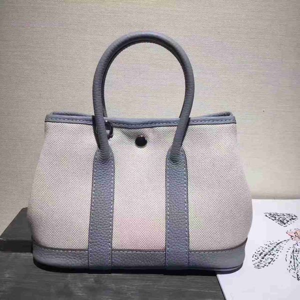designer herbag garden party evening 2023 canvas handheld garden women's spliced cowhide contrast leather shoulder tote bag 8hsf
designer herbag garden party evening 2023 canvas handheld garden women's spliced cowhide contrast leather shoulder tote bag 8hsf