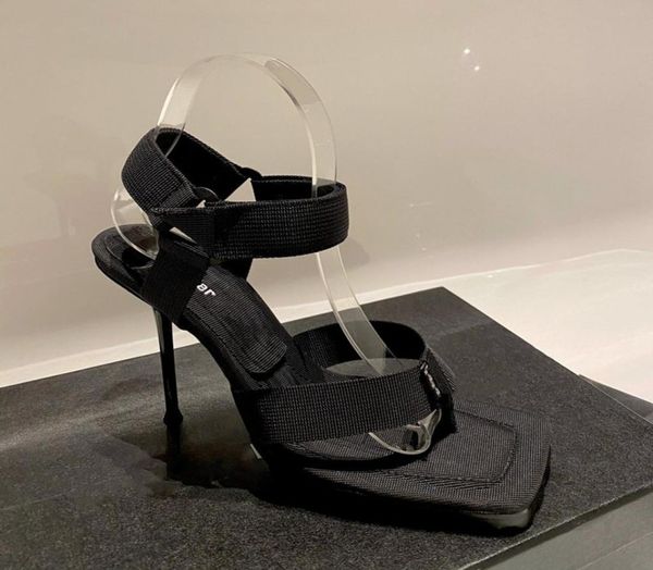 2022ss summer wang european style women lady summer high heel sandal vintage shoes slippers level factory whole alex w46402577159, Black
2022ss summer wang european style women lady summer high heel sandal vintage shoes slippers level factory whole alex w46402577159, Black
