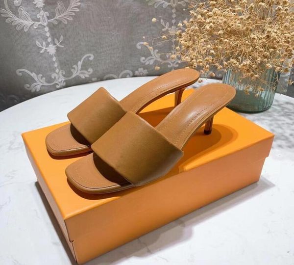 summer designer flat bottom ladies slippers pu leather fashion dinner wedding luxury high heel sandals presbyopia flipflops 6675940, Black
summer designer flat bottom ladies slippers pu leather fashion dinner wedding luxury high heel sandals presbyopia flipflops 6675940, Black