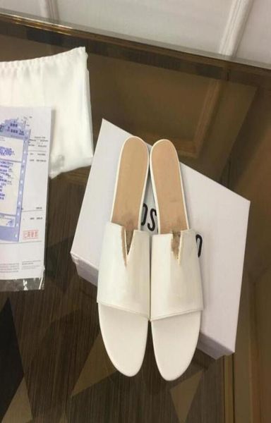 selling trend designer m plaque ladies flat slippers soft bottom beach slippers ladies sandals3739726, Black
selling trend designer m plaque ladies flat slippers soft bottom beach slippers ladies sandals3739726, Black