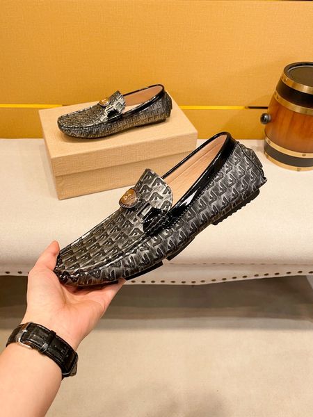 high-quality boots with soft rubber soles fashionable casual shoes imported layer cowhide soft sheepskin lining the latest slippers are care, Black
high-quality boots with soft rubber soles fashionable casual shoes imported layer cowhide soft sheepskin lining the latest slippers are care, Black