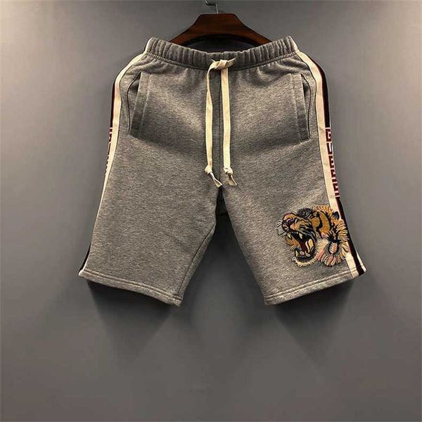 34% off trendy trend stripe letter embroidery tiger head loose fitting men and women's sports capris casual pants shorts summer, White;black
34% off trendy trend stripe letter embroidery tiger head loose fitting men and women's sports capris casual pants shorts summer, White;black