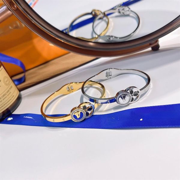 new style bracelets women bangle luxury designer jewelry crystal 18k gold plated 925 silver plated stainless steel wedding lovers 213p, Black
new style bracelets women bangle luxury designer jewelry crystal 18k gold plated 925 silver plated stainless steel wedding lovers 213p, Black