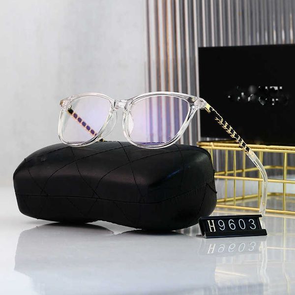frames new box chain sunglasses net red street fashion men and women's glasses, White;black
frames new box chain sunglasses net red street fashion men and women's glasses, White;black