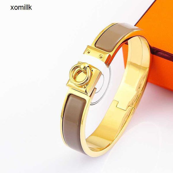 hermm designer bracelet aijia h lock button high version letter enamel style titanium steel clasp nfqf, Black
hermm designer bracelet aijia h lock button high version letter enamel style titanium steel clasp nfqf, Black