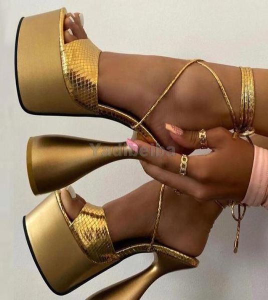 sandals 2022 fashion serpentine buckle silver strange high heel 17cm club female platform1889190, Black
sandals 2022 fashion serpentine buckle silver strange high heel 17cm club female platform1889190, Black