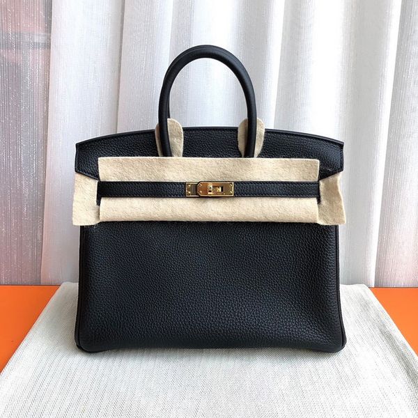 metallic with lock the row evening bags women mens luxurys backpack handbag designer genuine leather tote shoulder luggage bag crossbody wee
metallic with lock the row evening bags women mens luxurys backpack handbag designer genuine leather tote shoulder luggage bag crossbody wee
