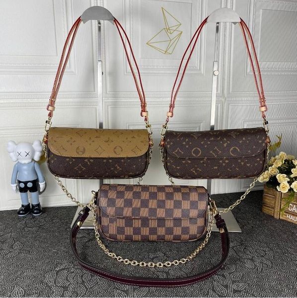 wallet on chain lvy 10a leather crossbody bags women shoulder bags flower letters removable chain strap fashion letters internal credit card
wallet on chain lvy 10a leather crossbody bags women shoulder bags flower letters removable chain strap fashion letters internal credit card