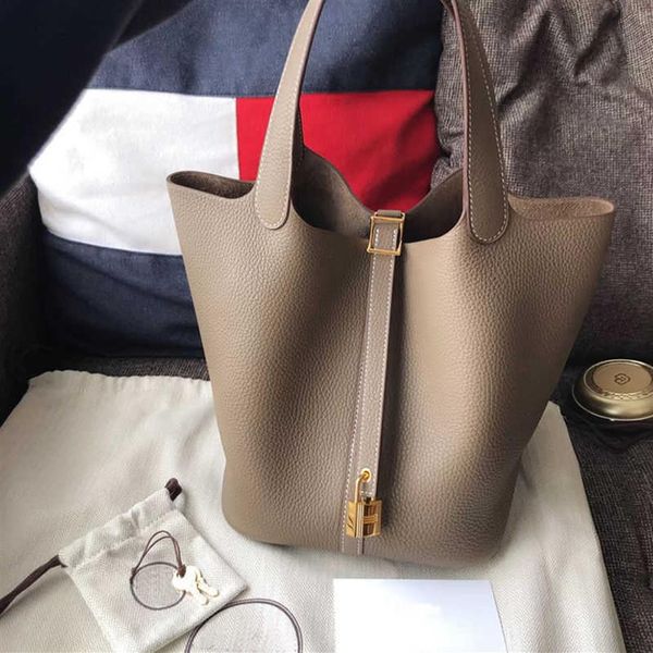 designer herme bag women's large fashion classic bu et new fashionable women's's first layer kraft vegetable basket351z
designer herme bag women's large fashion classic bu et new fashionable women's's first layer kraft vegetable basket351z