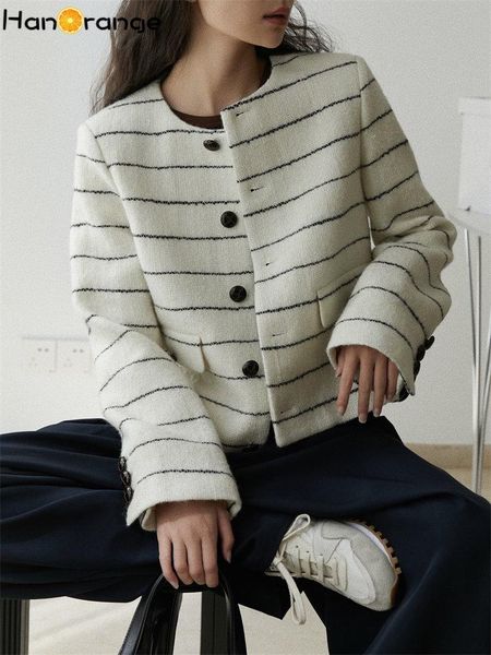 fur hanorange 2022 autumn vintage singlesided wool jacket women striped loose temperament long sleeve coat female outwear, Black
fur hanorange 2022 autumn vintage singlesided wool jacket women striped loose temperament long sleeve coat female outwear, Black
