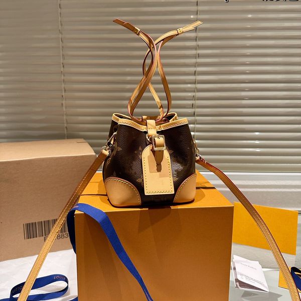 nano noe m81266 shoulder crossbody bags handbags luxury designer noe purse 23ss mini bucket hande bag women girls purse wallet drawstring mo
nano noe m81266 shoulder crossbody bags handbags luxury designer noe purse 23ss mini bucket hande bag women girls purse wallet drawstring mo