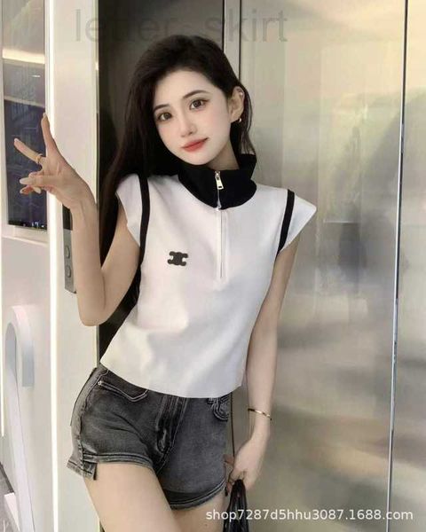 women's t-shirt designer 23 spring/summer new leather label polo collar knitted vest contrast half zipper style full of simplicity and, White
women's t-shirt designer 23 spring/summer new leather label polo collar knitted vest contrast half zipper style full of simplicity and, White