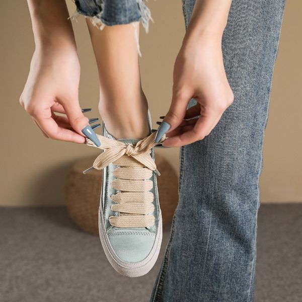 dress shoe's small white shoes soft flat bottom hundred with thick casual single springand autumn ladies running 230421, Black
dress shoe's small white shoes soft flat bottom hundred with thick casual single springand autumn ladies running 230421, Black