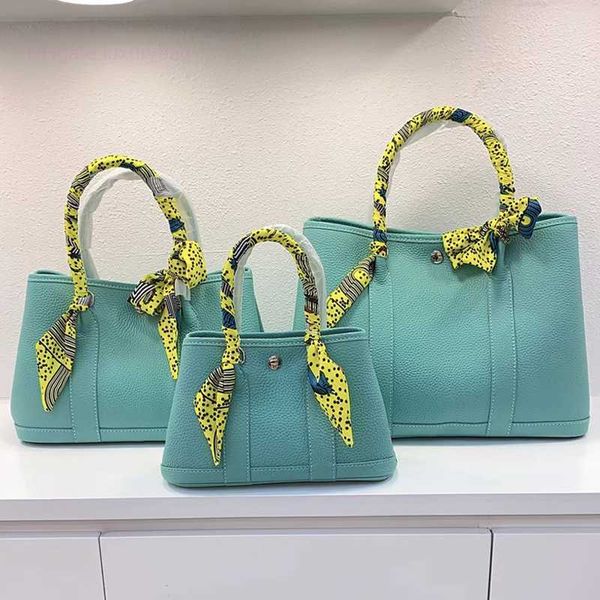 designer herbag garden party evening 2023 new garden tote genuine leather women's bag litchi pattern head layer cowhide fashion handbag
designer herbag garden party evening 2023 new garden tote genuine leather women's bag litchi pattern head layer cowhide fashion handbag