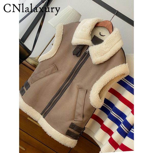 vests cnlalaxury 2022 autumn winter woman splicing lamb wool casual vest sleeveless imitation leather thicken vests pocket waistcoat, Black;white
vests cnlalaxury 2022 autumn winter woman splicing lamb wool casual vest sleeveless imitation leather thicken vests pocket waistcoat, Black;white