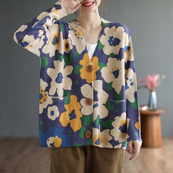 sweaters 2022new womern knit coats autumn winter mori girl style print pockets loose vneck collar female core spun yarn cardigan tide, White;black
sweaters 2022new womern knit coats autumn winter mori girl style print pockets loose vneck collar female core spun yarn cardigan tide, White;black