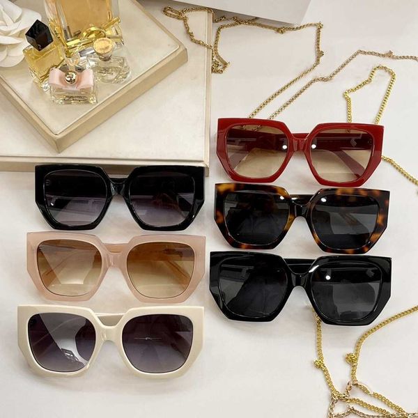 triumphal arch new polygonal frame plate 40239 popular on the internet same style ce show face small sunglasses fashion, White;black
triumphal arch new polygonal frame plate 40239 popular on the internet same style ce show face small sunglasses fashion, White;black