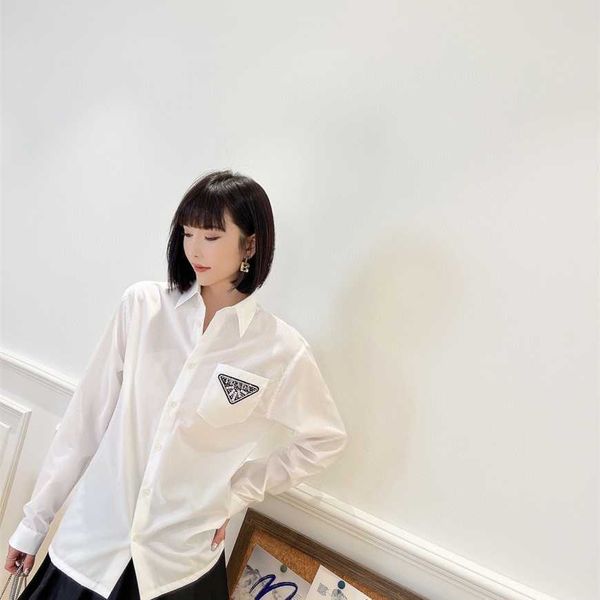 32% off family early spring new fashion classic embroidery patch triangle label diamond four seasons simple versatile shirt, White
32% off family early spring new fashion classic embroidery patch triangle label diamond four seasons simple versatile shirt, White