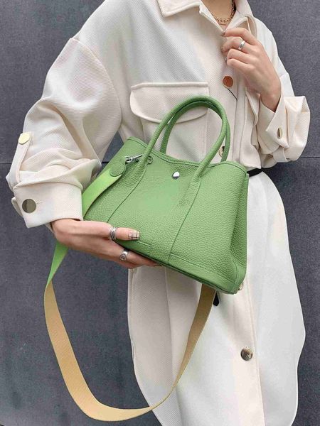 designer herbag garden party evening new garden fashion first layer cowhide versatile large capacity women's hand pure leather tote bag
designer herbag garden party evening new garden fashion first layer cowhide versatile large capacity women's hand pure leather tote bag