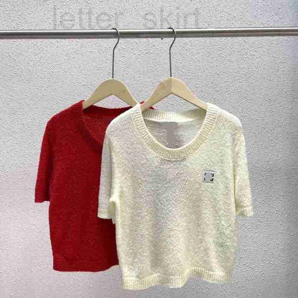 women's knits & tees designer super pure desire series early spring new fashion letter embroidery badge contrast round neck knitted t-s, White
women's knits & tees designer super pure desire series early spring new fashion letter embroidery badge contrast round neck knitted t-s, White