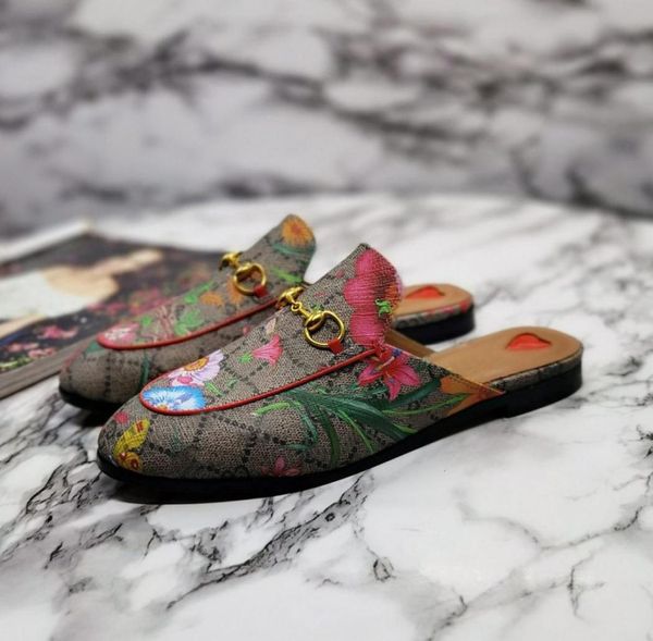 2021 100 leather men slippers soft cowhide lazy women shoes metal buckle beach slippers mules princetown classic lady slippers wi5732864, Black
2021 100 leather men slippers soft cowhide lazy women shoes metal buckle beach slippers mules princetown classic lady slippers wi5732864, Black