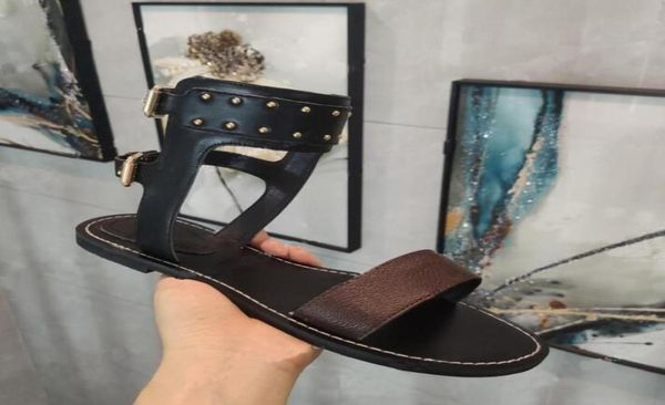 2021 classic luxury summer women039s and girls sandals flat casual shoes slippers roman rivet fashion printed rubber outsole9064569, Black
2021 classic luxury summer women039s and girls sandals flat casual shoes slippers roman rivet fashion printed rubber outsole9064569, Black