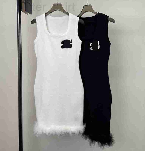 women's knits & tees designer early spring new fashionable letter cloth sticker car flower bottom fur feeling round neck knitted dress, White
women's knits & tees designer early spring new fashionable letter cloth sticker car flower bottom fur feeling round neck knitted dress, White