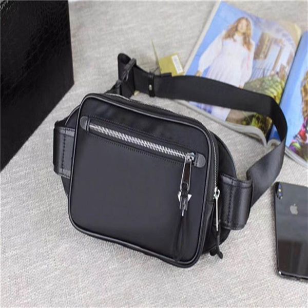 global classic deluxe package canvas leather cowhide pockets the highest quality handbag ot139 size 24cm 15cm 5cm256c
global classic deluxe package canvas leather cowhide pockets the highest quality handbag ot139 size 24cm 15cm 5cm256c