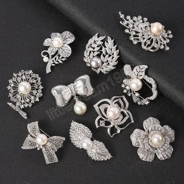 fashion vintage crystal rhinestone brooch pin imitation pearl flower brooch women wedding new year xmas party gift accessory, Gray
fashion vintage crystal rhinestone brooch pin imitation pearl flower brooch women wedding new year xmas party gift accessory, Gray