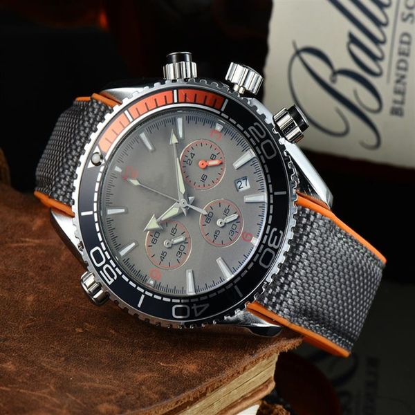2021 new style six stitches luxury mens watches all dial work quartz watch brand chronograph clock rubber belt me292d, Slivery;brown
2021 new style six stitches luxury mens watches all dial work quartz watch brand chronograph clock rubber belt me292d, Slivery;brown