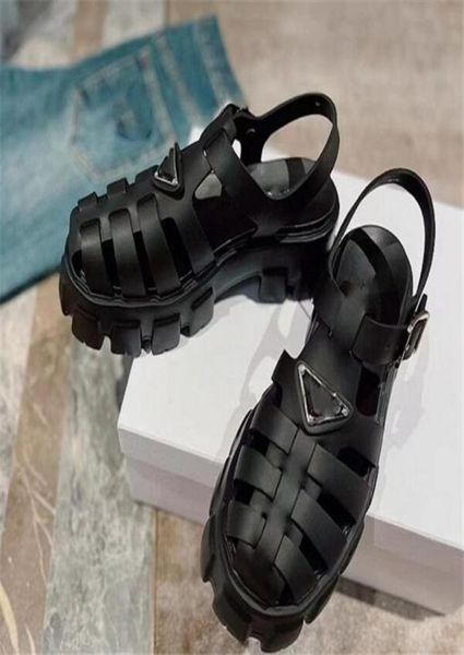gladiator sandal women designer sandals fashion platform slides triangle metal slippers retro beach loafers round toe sandal2237974, Black
gladiator sandal women designer sandals fashion platform slides triangle metal slippers retro beach loafers round toe sandal2237974, Black
