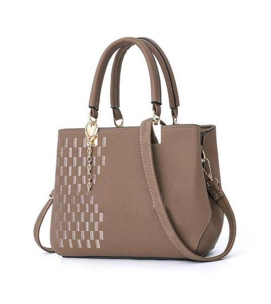 brand designer purse whole fashion shoulder tote bag bags women pu handbags purse 3ap3049140412
brand designer purse whole fashion shoulder tote bag bags women pu handbags purse 3ap3049140412