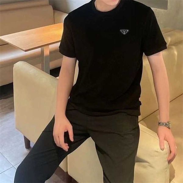 30% off family's corner three standard new summer t-shirt solid color round neck casual and fashionable versatile men's short slee, White;black
30% off family's corner three standard new summer t-shirt solid color round neck casual and fashionable versatile men's short slee, White;black