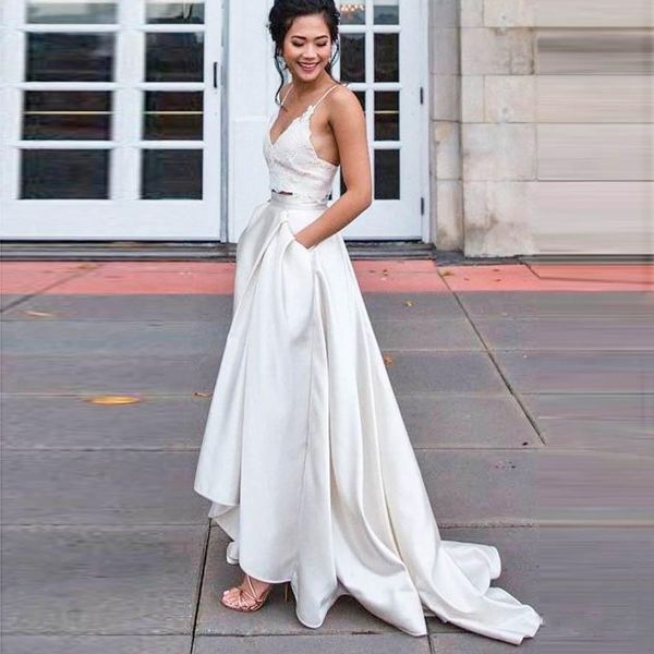 dresses off white high low wedding skirt with pockets fashion sweep train satin long women skirt for prom party faldas saia custom, White;black
dresses off white high low wedding skirt with pockets fashion sweep train satin long women skirt for prom party faldas saia custom, White;black